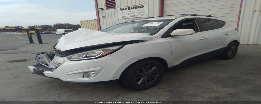 KM8JU3AG4FU096542 2015 HYUNDAI TUCSON photo no. 2