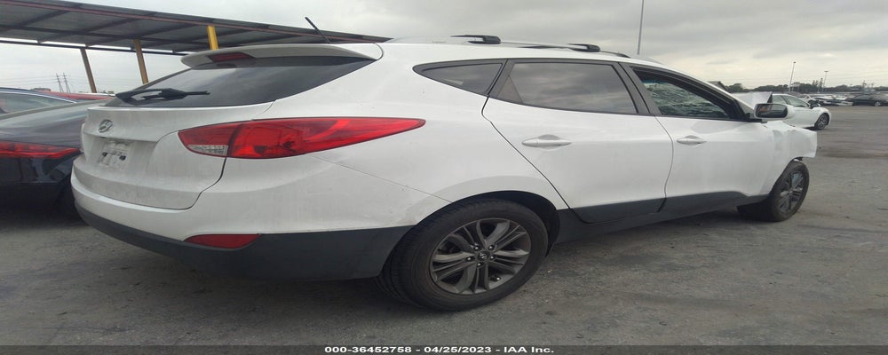 KM8JU3AG4FU096542 2015 HYUNDAI TUCSON photo no. 4