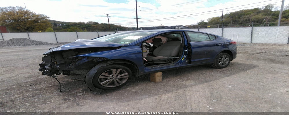 5NPD84LF8JH358811 2018 HYUNDAI ELANTRA photo no. 2