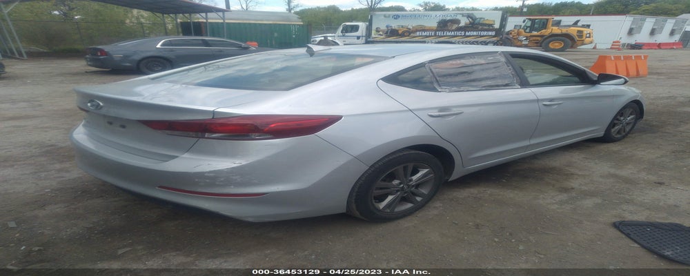 5NPD84LFXJH328709 2018 HYUNDAI ELANTRA photo no. 4