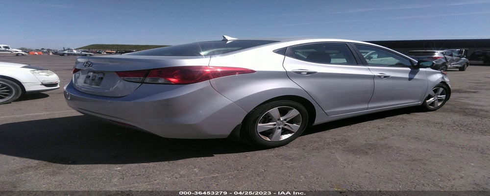 5NPDH4AE1DH280029 2013 HYUNDAI ELANTRA photo no. 4