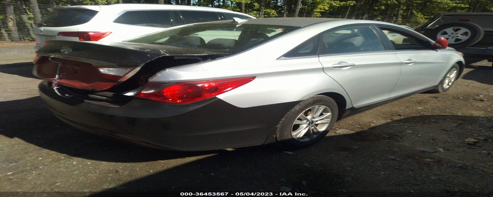 5NPEB4AC4DH760683 2013 HYUNDAI SONATA photo no. 4