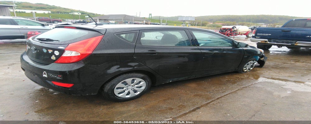 KMHCT5AE4HU326783 2017 HYUNDAI ACCENT photo no. 4