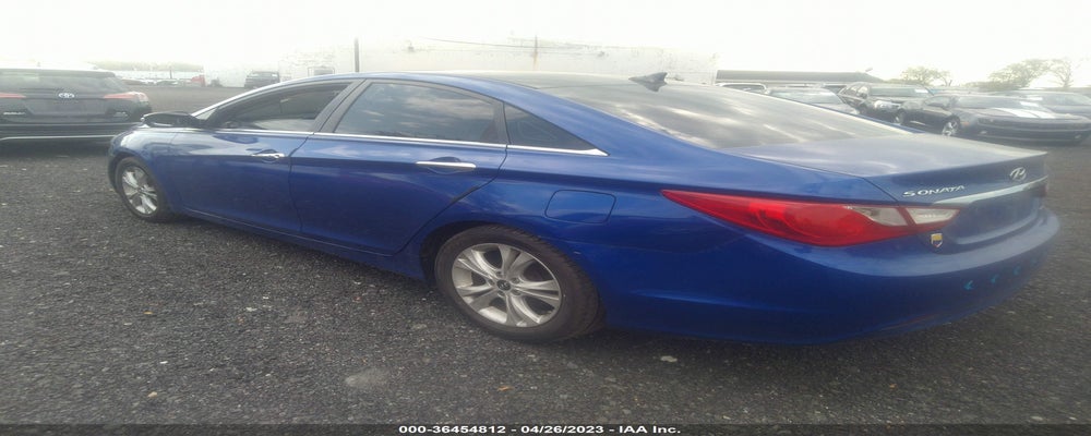 5NPEC4AC1BH234750 2011 HYUNDAI SONATA photo no. 3