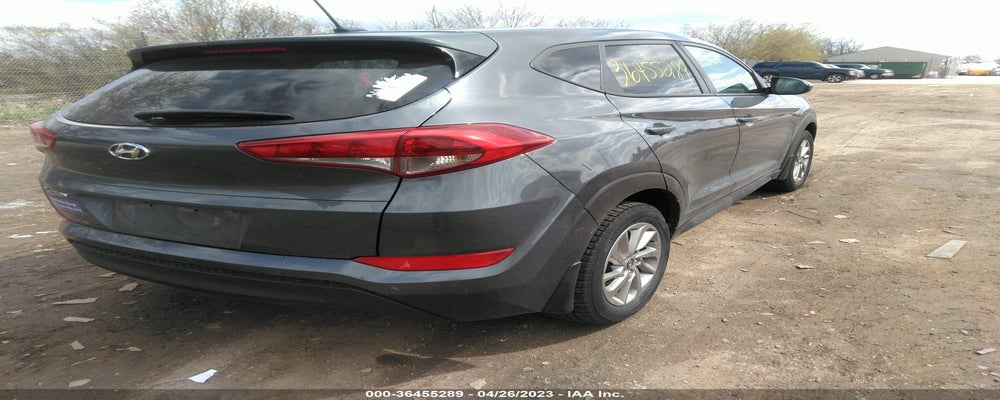 KM8J23A46HU539837 2017 HYUNDAI TUCSON photo no. 4