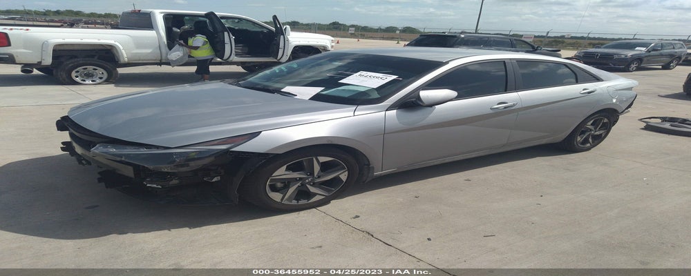 5NPLS4AG2PH109275 2023 HYUNDAI ELANTRA photo no. 2