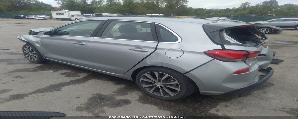 KMHH35LE3LU125212 2020 HYUNDAI ELANTRA GT photo no. 3