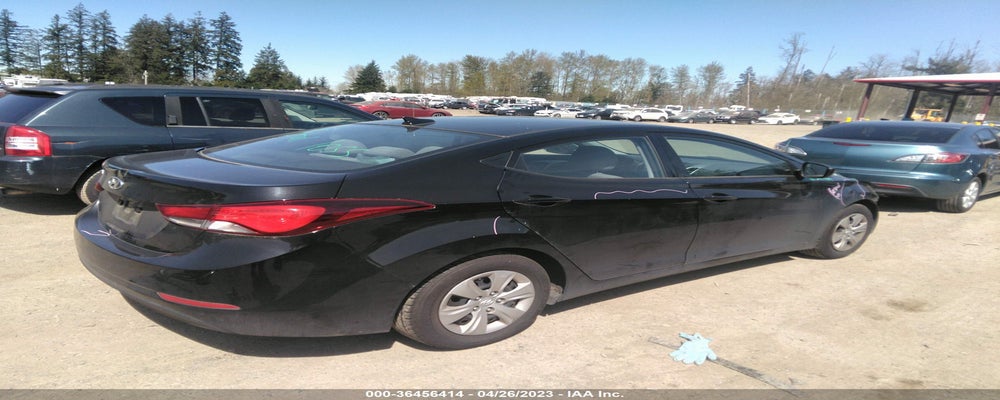 5NPDH4AE6GH743285 2016 HYUNDAI ELANTRA photo no. 4
