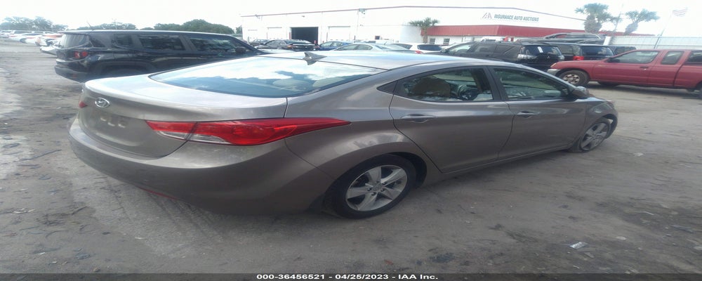 5NPDH4AE3DH300779 2013 HYUNDAI ELANTRA photo no. 4