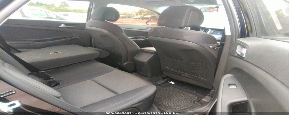 KM8J3CA42HU426951 2017 HYUNDAI TUCSON photo no. 8