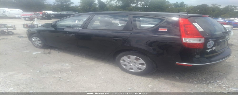 KMHDB8AE2AU085501 2010 HYUNDAI ELANTRA TOURING photo no. 3