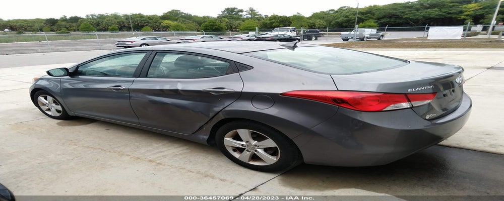 5NPDH4AE7DH358409 2013 HYUNDAI ELANTRA photo no. 3