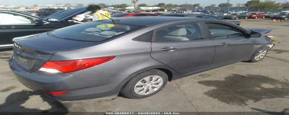 KMHCT4AE6GU118624 2016 HYUNDAI ACCENT photo no. 4