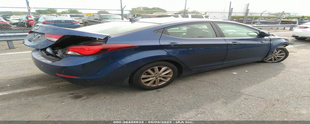 5NPDH4AE1GH703552 2016 HYUNDAI ELANTRA photo no. 4