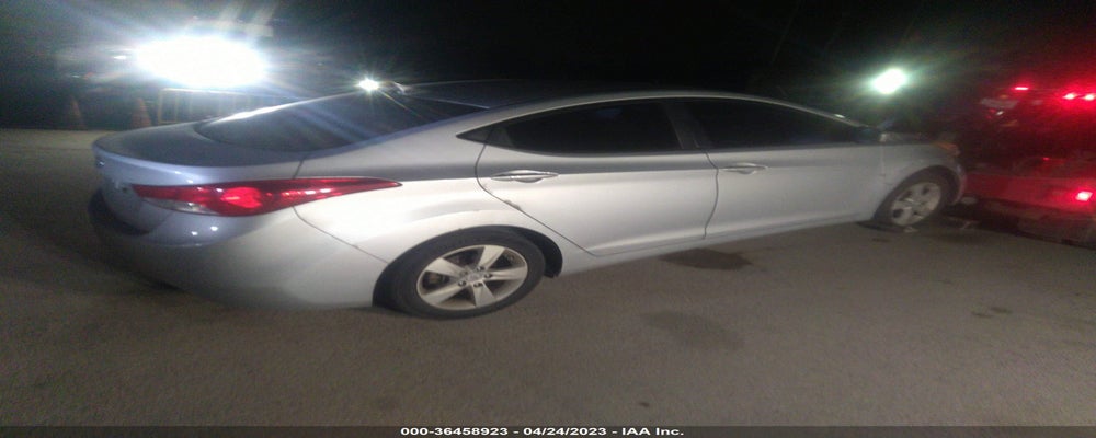 5NPDH4AE3BH009230 2011 HYUNDAI ELANTRA photo no. 4