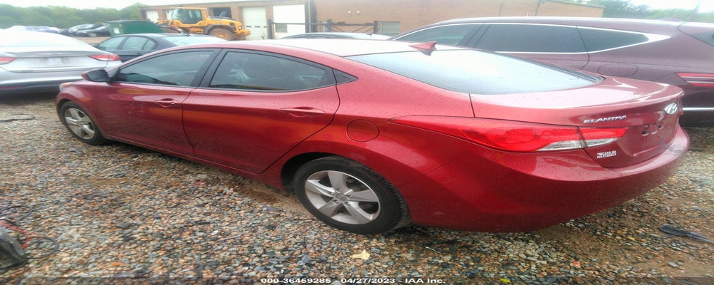 5NPDH4AE3DH233908 2013 HYUNDAI ELANTRA photo no. 3