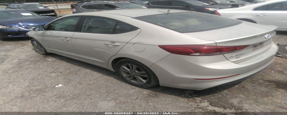 KMHD84LF5JU588582 2018 HYUNDAI ELANTRA photo no. 3