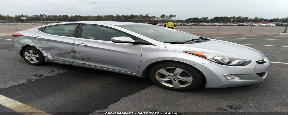 5NPDH4AE7DH413442 2013 HYUNDAI ELANTRA photo no. 1