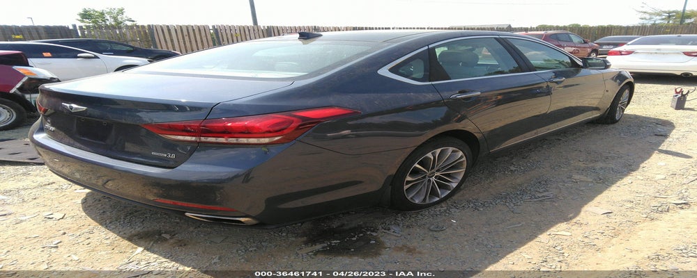 KMHGN4JE2FU085194 2015 HYUNDAI GENESIS photo no. 4