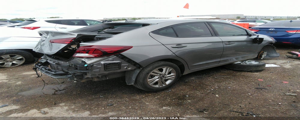 KMHD84LF2LU954789 2020 HYUNDAI ELANTRA photo no. 4