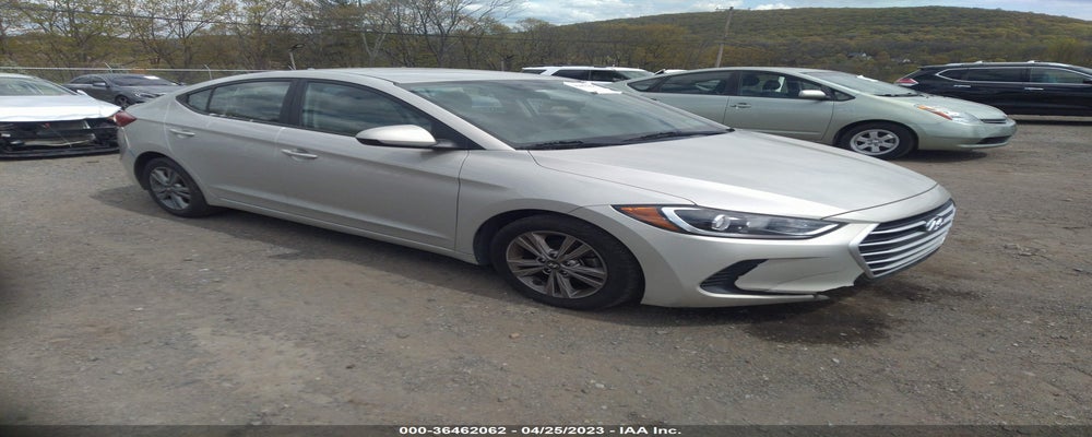 5NPD84LF7HH113850 2017 HYUNDAI ELANTRA photo no. 2