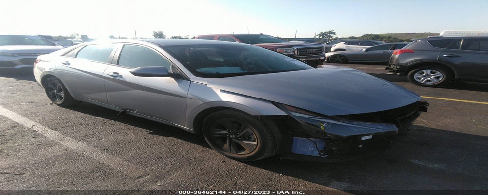 5NPLM4AG1NH056138 2022 HYUNDAI ELANTRA photo no. 2