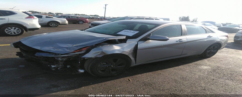 5NPLM4AG1NH056138 2022 HYUNDAI ELANTRA photo no. 2