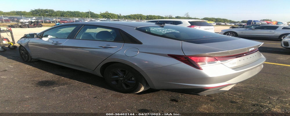 5NPLM4AG1NH056138 2022 HYUNDAI ELANTRA photo no. 3