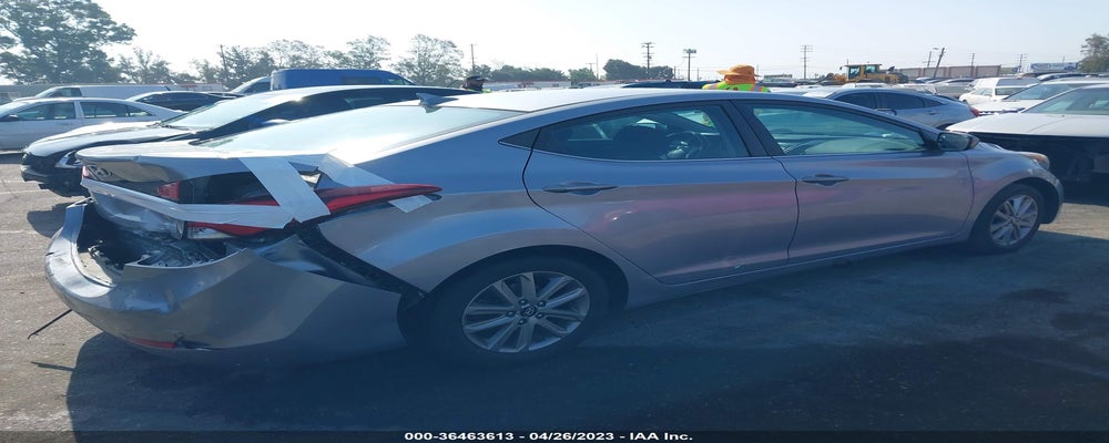 5NPDH4AE0FH622153 2015 HYUNDAI ELANTRA photo no. 4