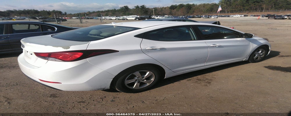5NPDH4AE7FH567488 2015 HYUNDAI ELANTRA photo no. 4