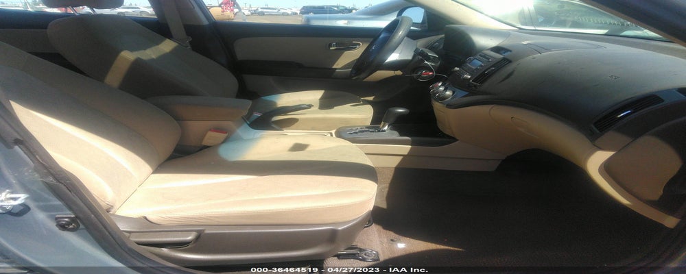 KMHDU4AD6AU073104 2010 HYUNDAI ELANTRA photo no. 5