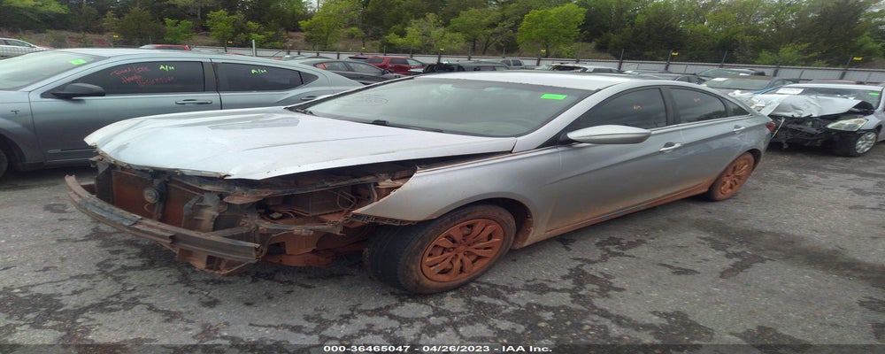 5NPEB4AC5BH005751 2011 HYUNDAI SONATA photo no. 2