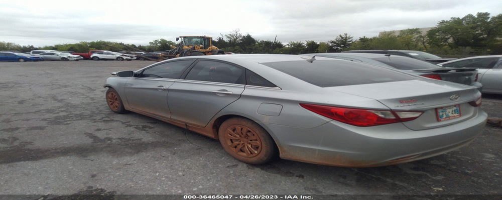 5NPEB4AC5BH005751 2011 HYUNDAI SONATA photo no. 3