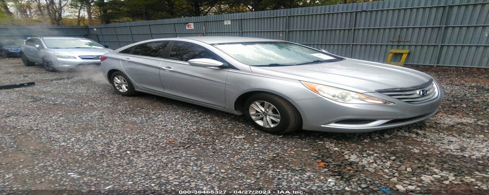5NPEB4ACXDH700519 2013 HYUNDAI SONATA photo no. 4