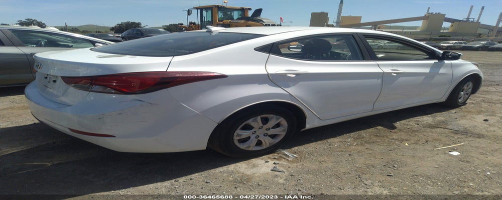 5NPDH4AE7GH750424 2016 HYUNDAI ELANTRA photo no. 4