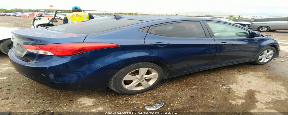 KMHDH4AE3DU593603 2013 HYUNDAI ELANTRA photo no. 4