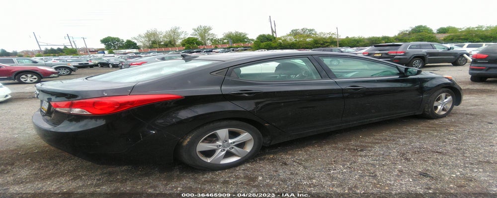 5NPDH4AE0DH383393 2013 HYUNDAI ELANTRA photo no. 4
