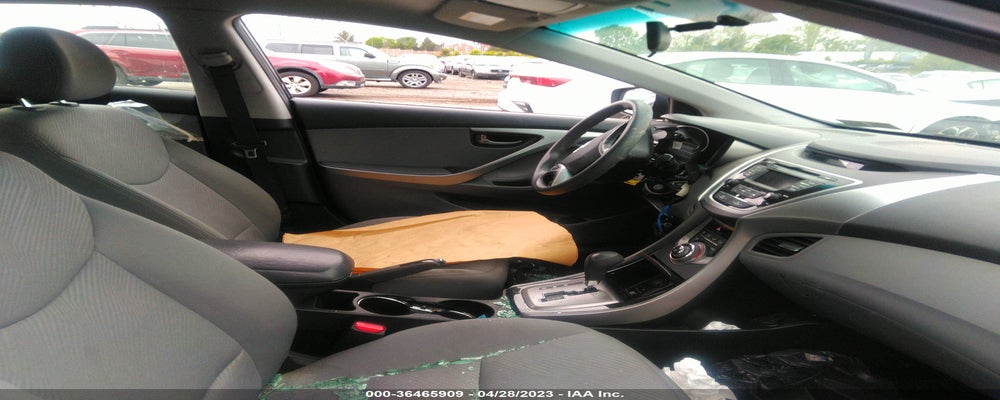 5NPDH4AE0DH383393 2013 HYUNDAI ELANTRA photo no. 5