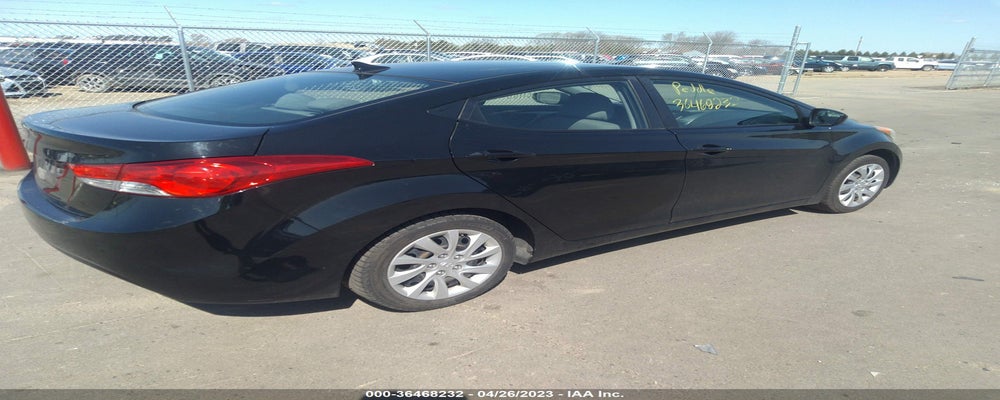 5NPDH4AE8DH172426 2013 HYUNDAI ELANTRA photo no. 4