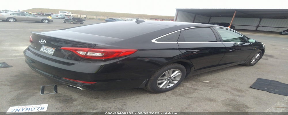 5NPE24AF7FH219446 2015 HYUNDAI SONATA photo no. 4