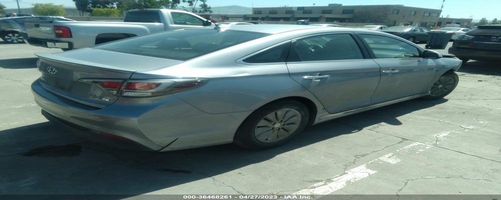 KMHE24L19GA030335 2016 HYUNDAI SONATA HYBRID photo no. 4