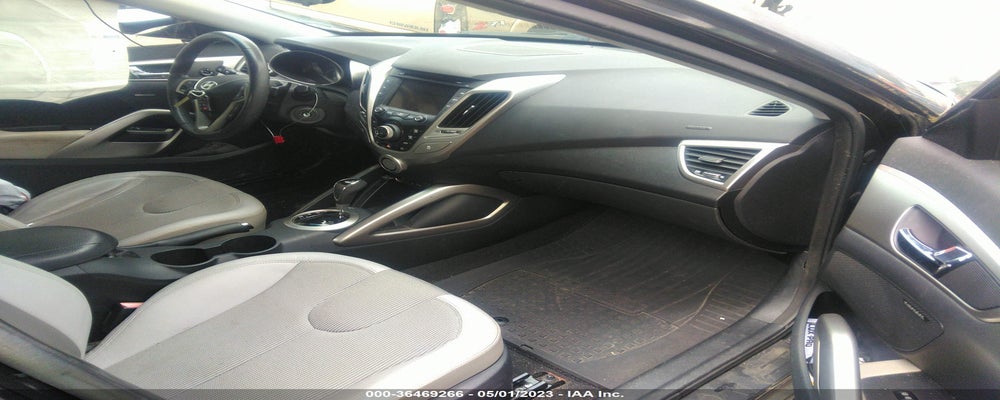 KMHTC6AD9CU045066 2012 HYUNDAI VELOSTER photo no. 5