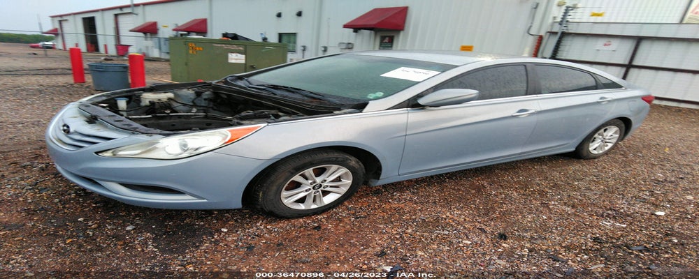 5NPEB4AC7BH238370 2011 HYUNDAI SONATA photo no. 2