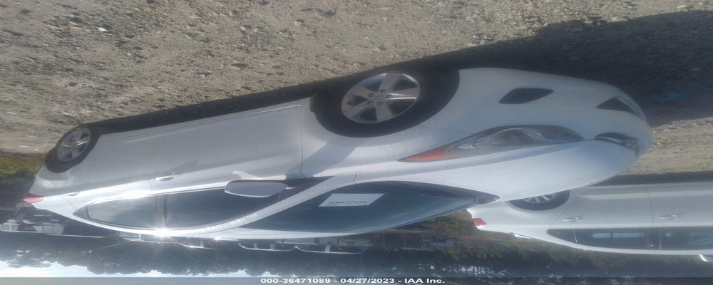 5NPDH4AEXDH430493 2013 HYUNDAI ELANTRA photo no. 2