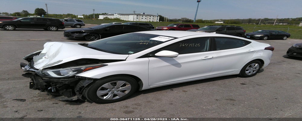 5NPDH4AE1GH786173 2016 HYUNDAI ELANTRA photo no. 2