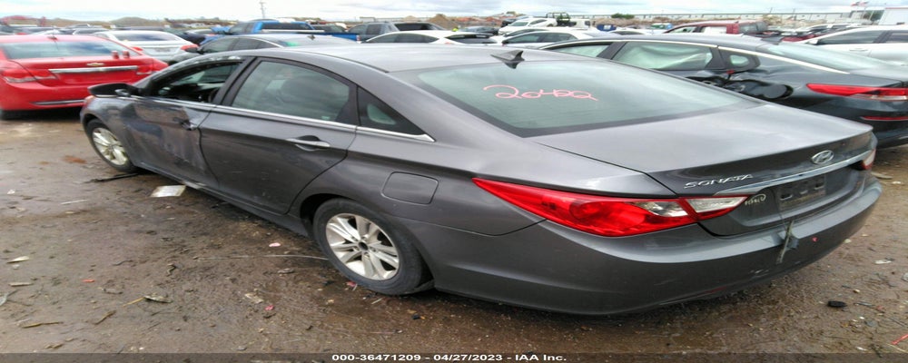 5NPEB4AC0BH133718 2011 HYUNDAI SONATA photo no. 3