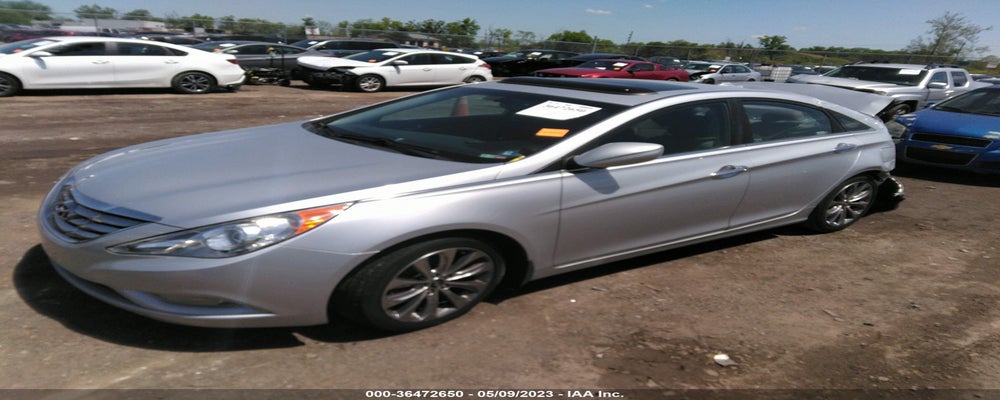 5NPEC4AC3DH561184 2013 HYUNDAI SONATA photo no. 2