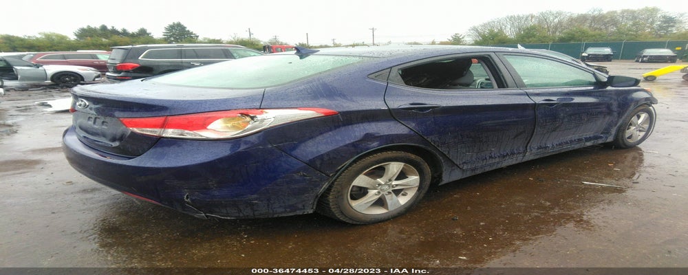 5NPDH4AE4DH431283 2013 HYUNDAI ELANTRA photo no. 4