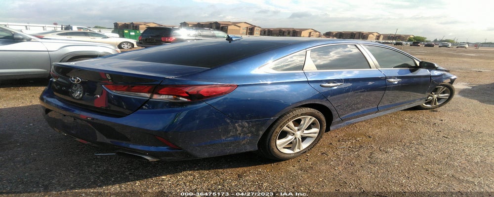 5NPE34AF1JH597588 2018 HYUNDAI SONATA photo no. 4