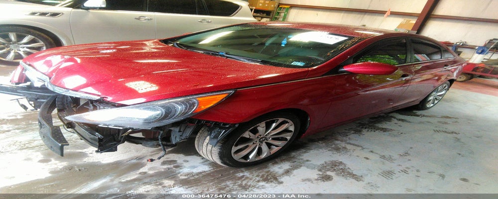 5NPEC4AC7BH045083 2011 HYUNDAI SONATA photo no. 2